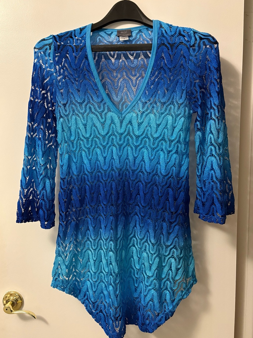 Elif for Jordan Taylor V Neck Bell Sleeve New Tunic- Serpentus Size Small